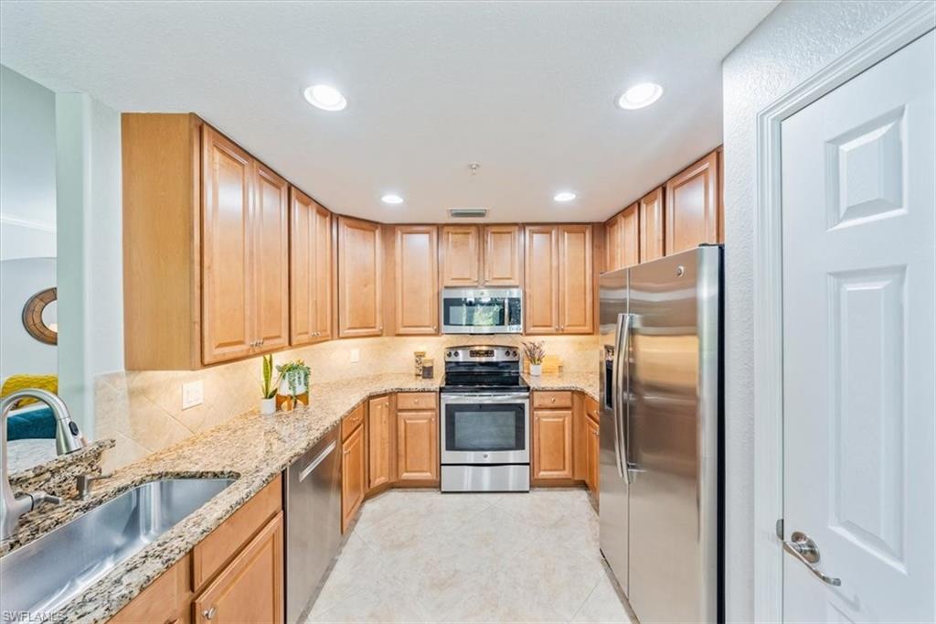 HIDEAWAY COVE - Residential