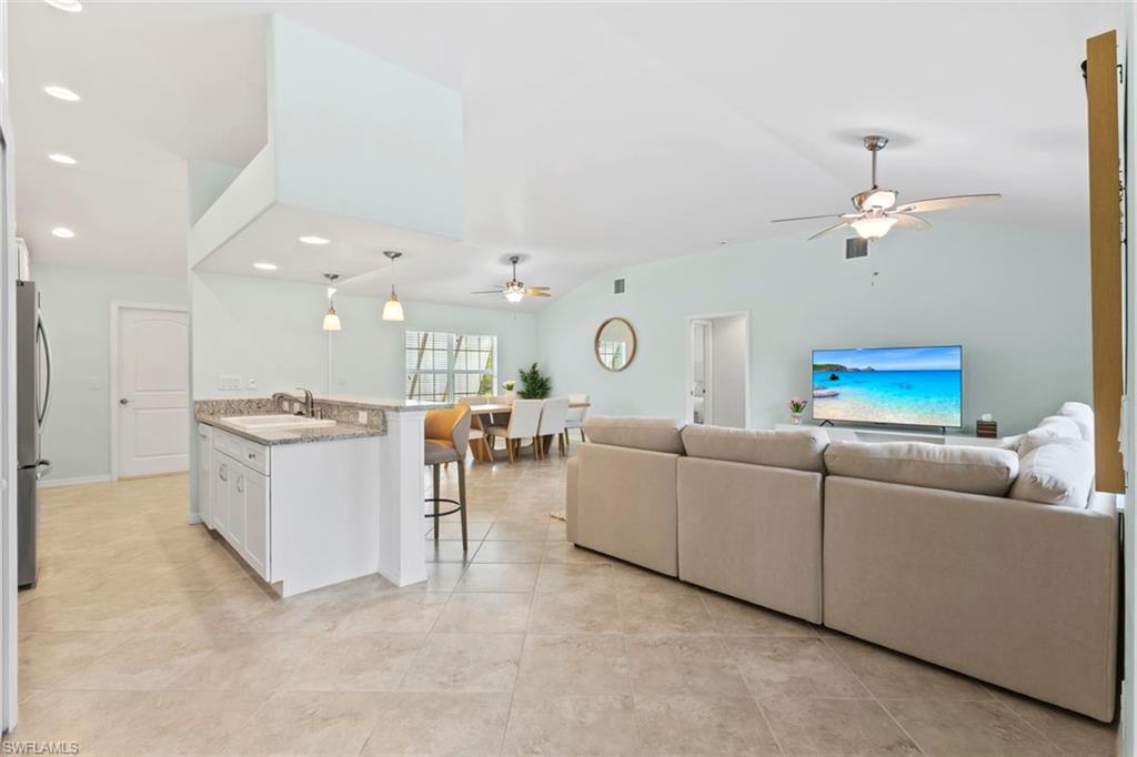 CHARLOTTE SHORES - Residential Lease