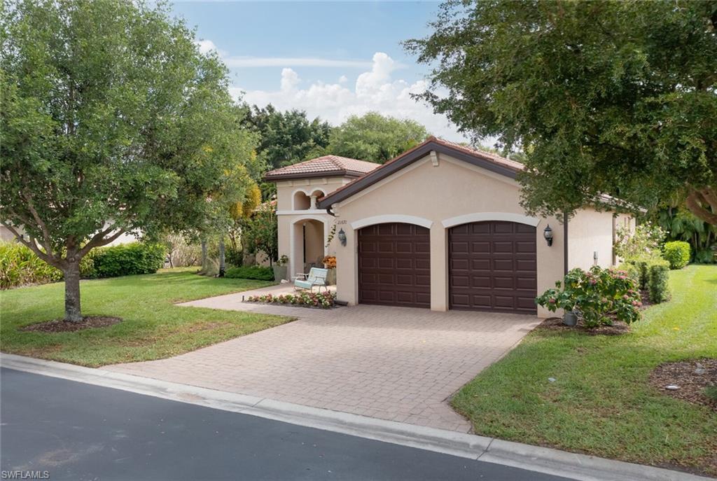 ESTERO PALMS - Residential