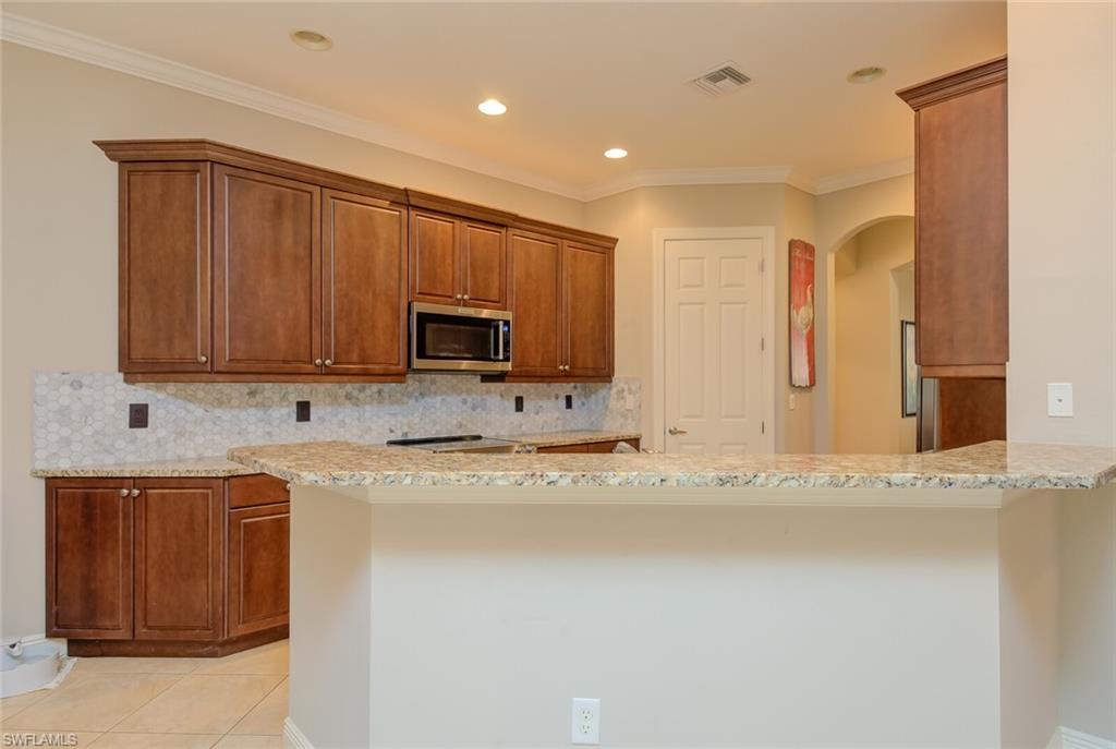 ESTERO PALMS - Residential