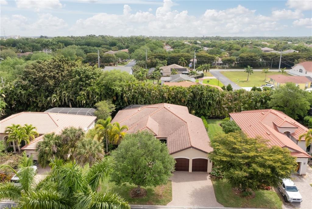 ESTERO PALMS - Residential