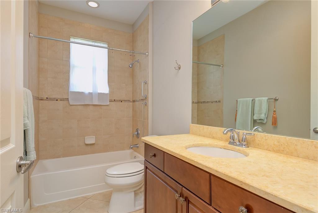 ESTERO PALMS - Residential