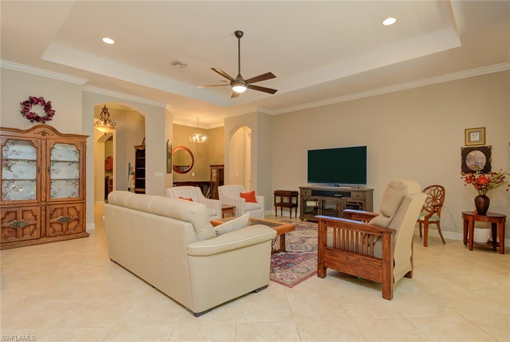 ESTERO PALMS - Residential