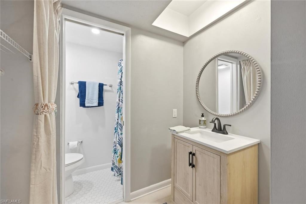AMBERWOOD LAKE CONDO - Residential