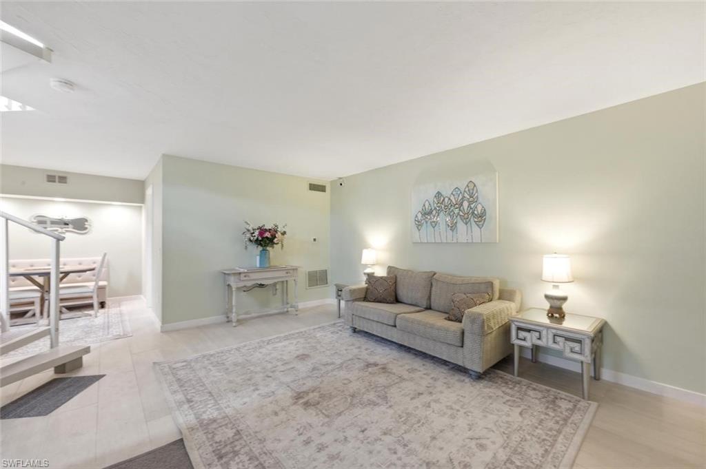 AMBERWOOD LAKE CONDO - Residential