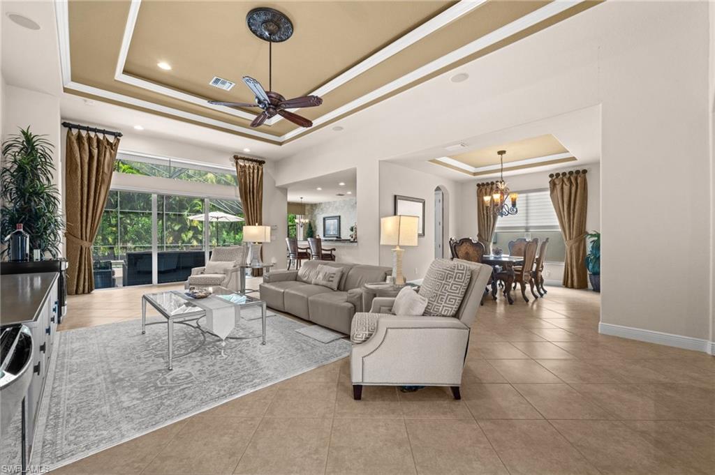 BELLE LAGO - Residential