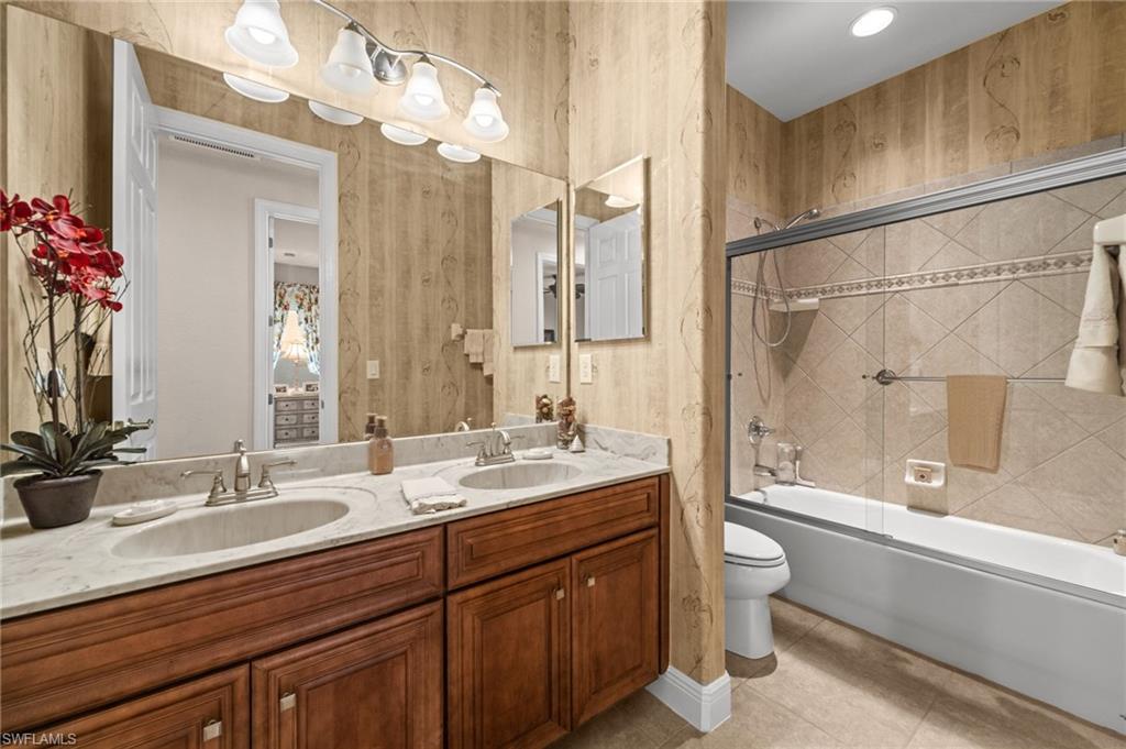 BELLE LAGO - Residential