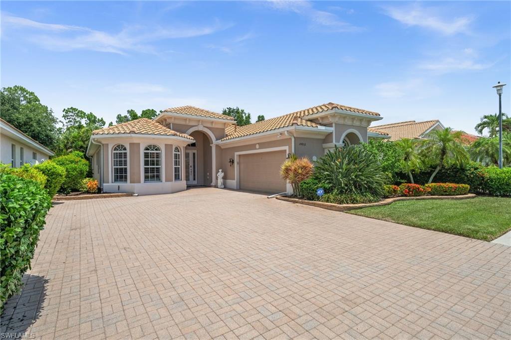 BELLE LAGO - Residential