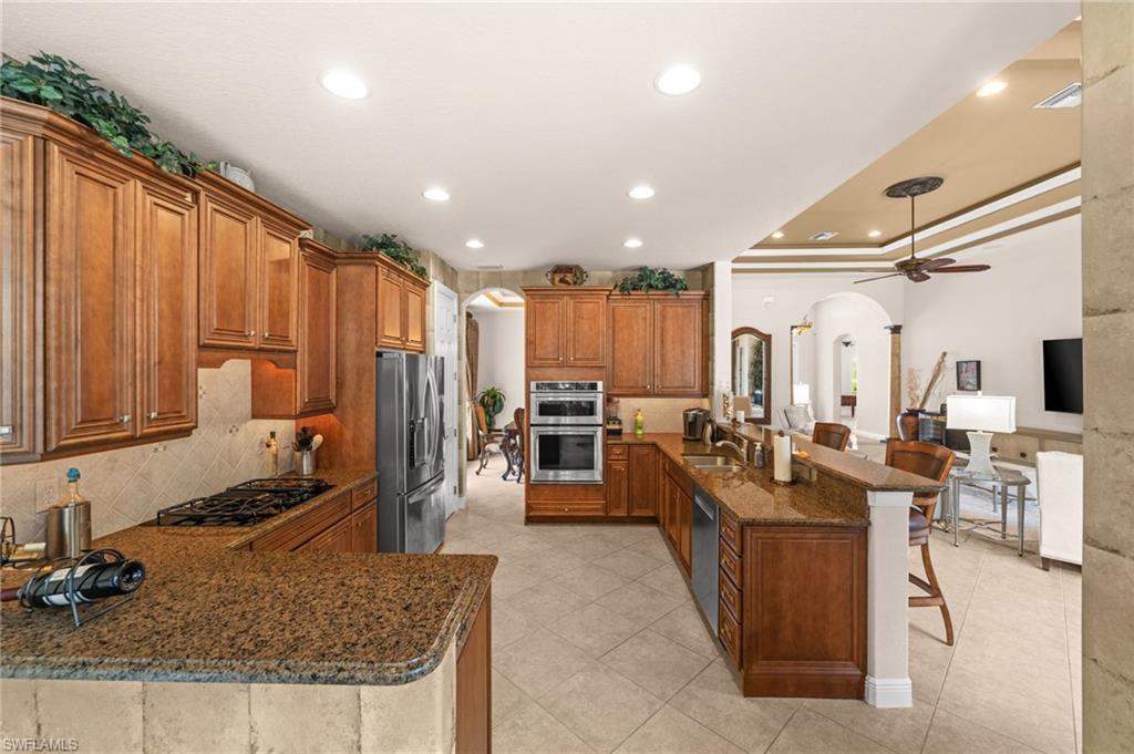 BELLE LAGO - Residential