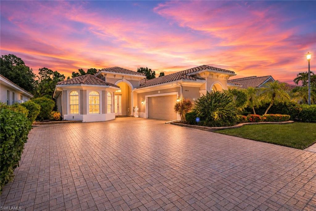 BELLE LAGO - Residential