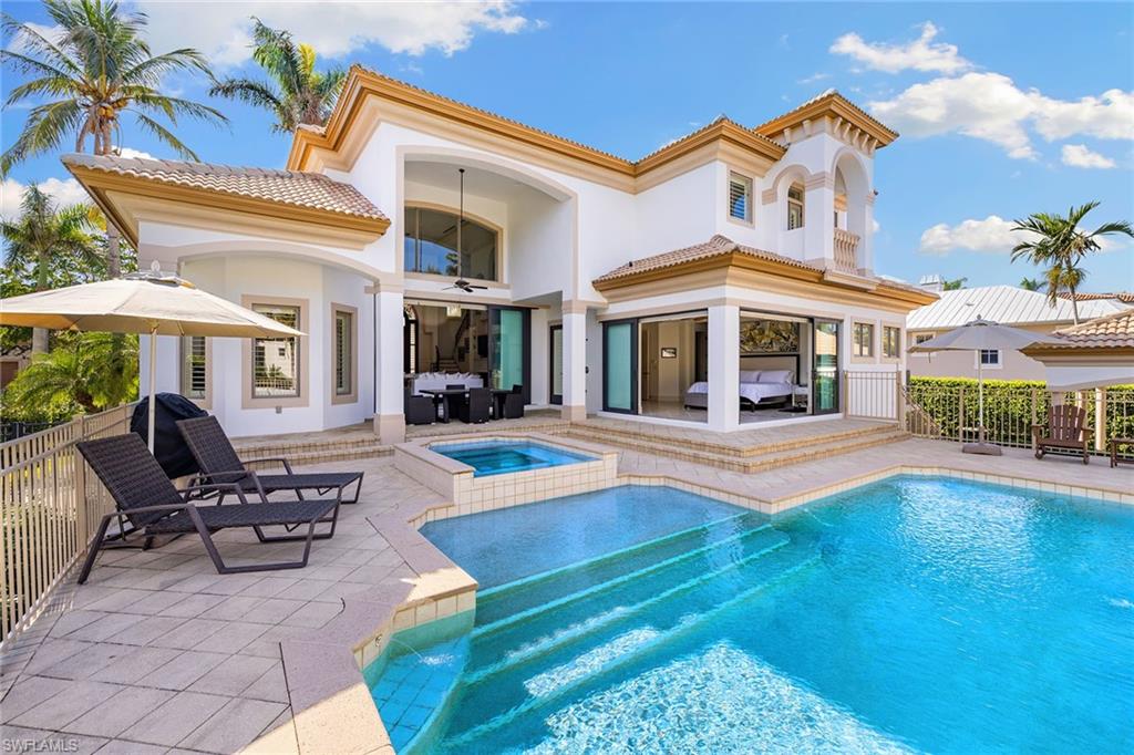 AQUALANE SHORES - Residential