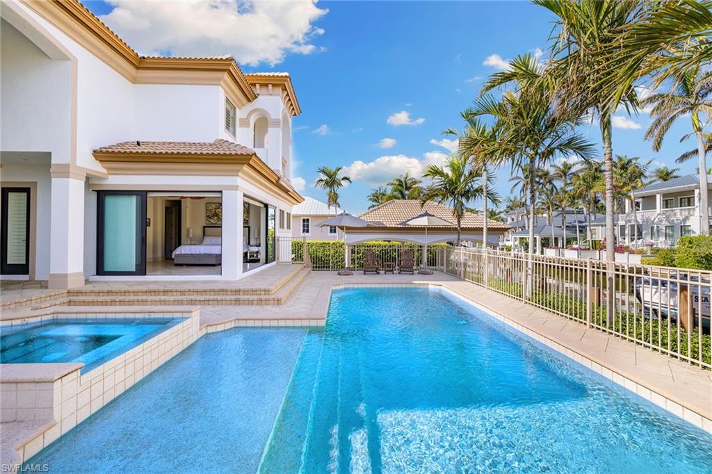 AQUALANE SHORES - Residential