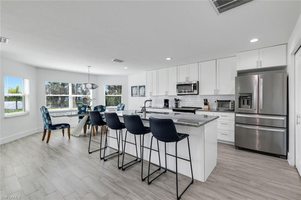 ISLAND PARK WOODS - Residential