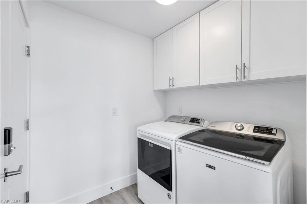 ISLAND PARK WOODS - Residential
