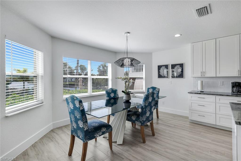ISLAND PARK WOODS - Residential