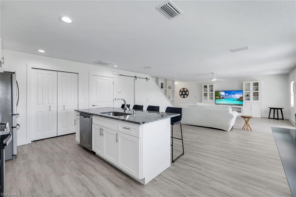 ISLAND PARK WOODS - Residential