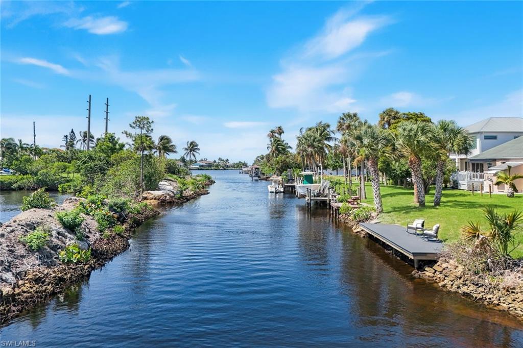 ISLAND PARK WOODS - Residential