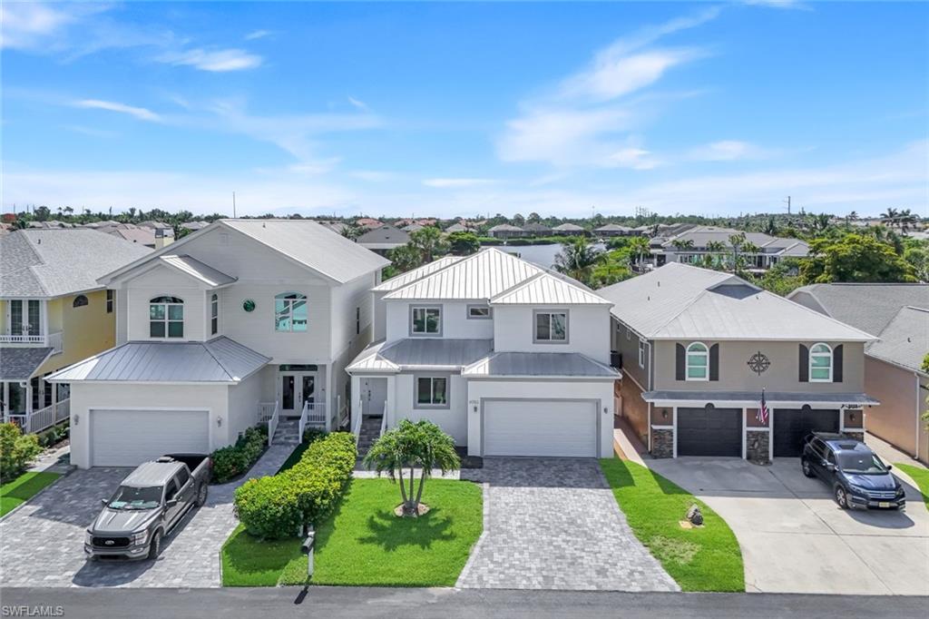 ISLAND PARK WOODS - Residential