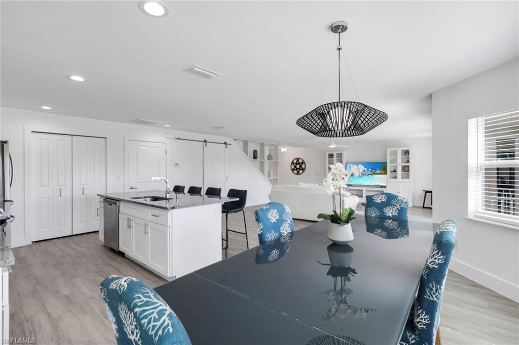 ISLAND PARK WOODS - Residential