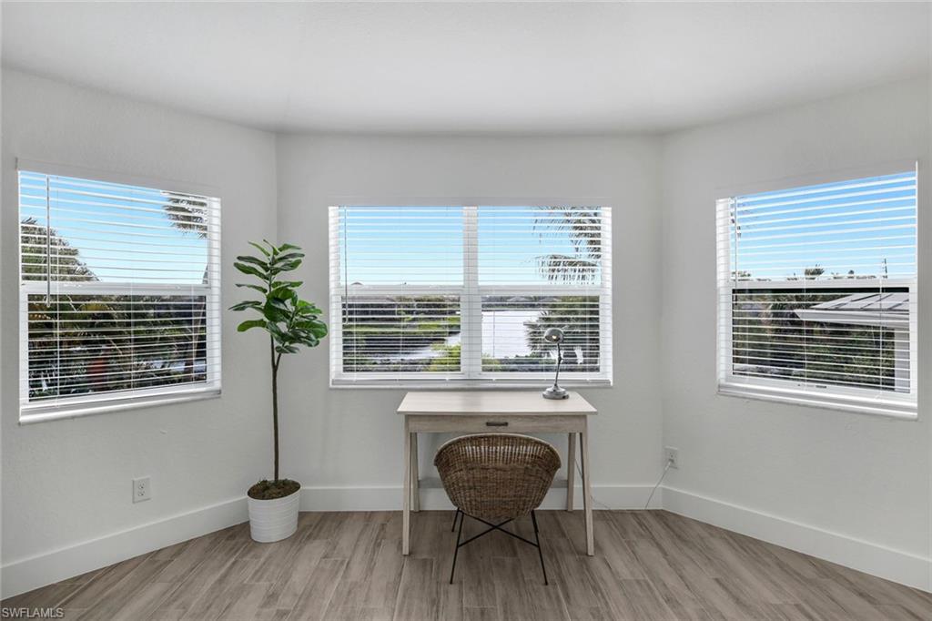 ISLAND PARK WOODS - Residential