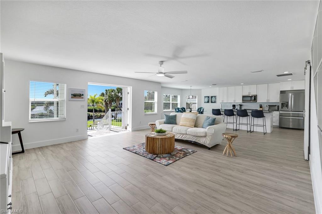 ISLAND PARK WOODS - Residential