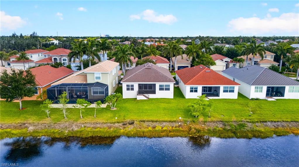 BANYAN BAY - Residential
