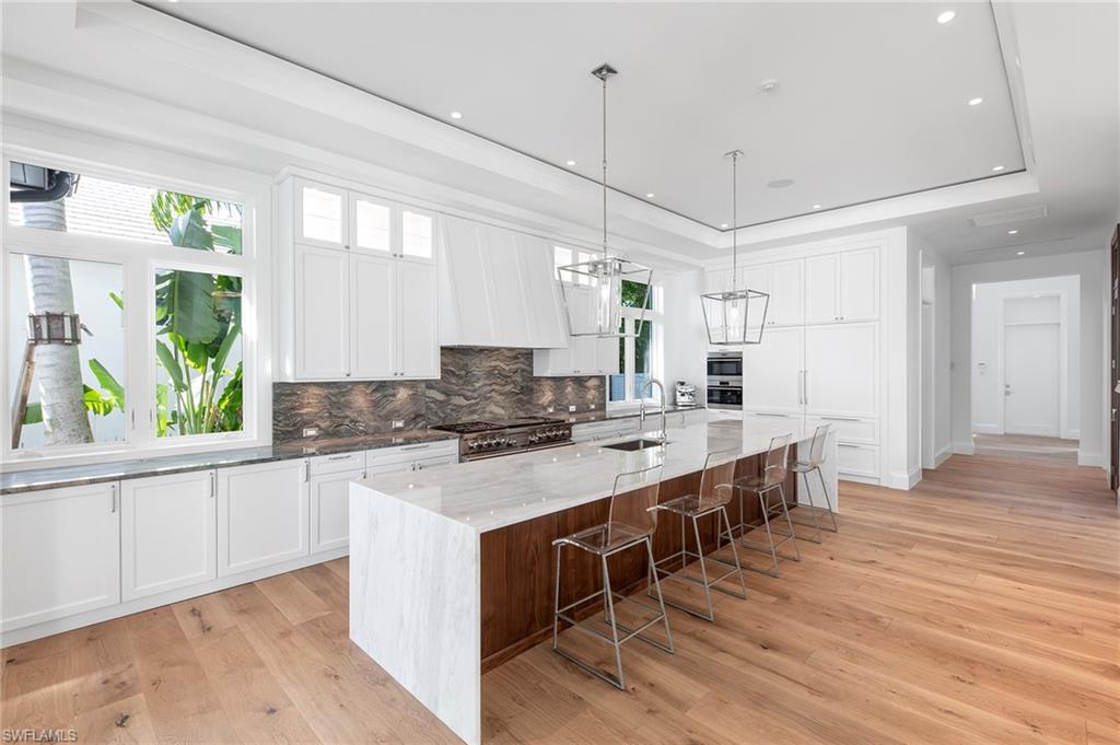 AQUALANE SHORES - Residential