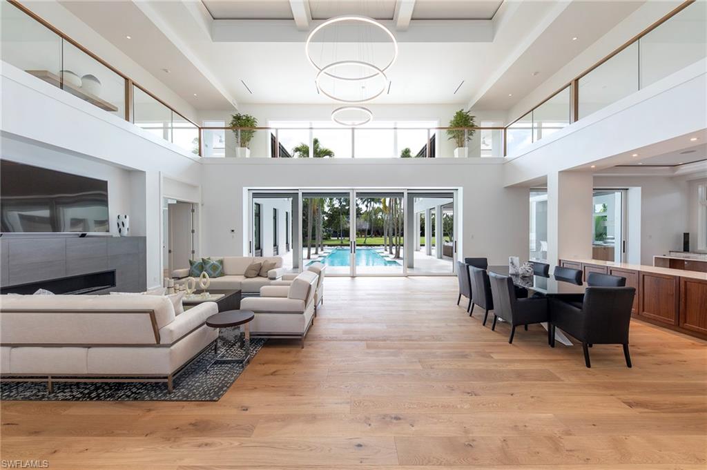 AQUALANE SHORES - Residential