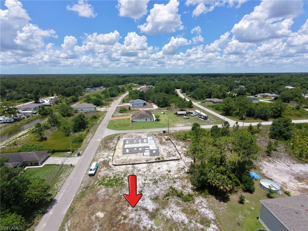LEHIGH ACRES - Land