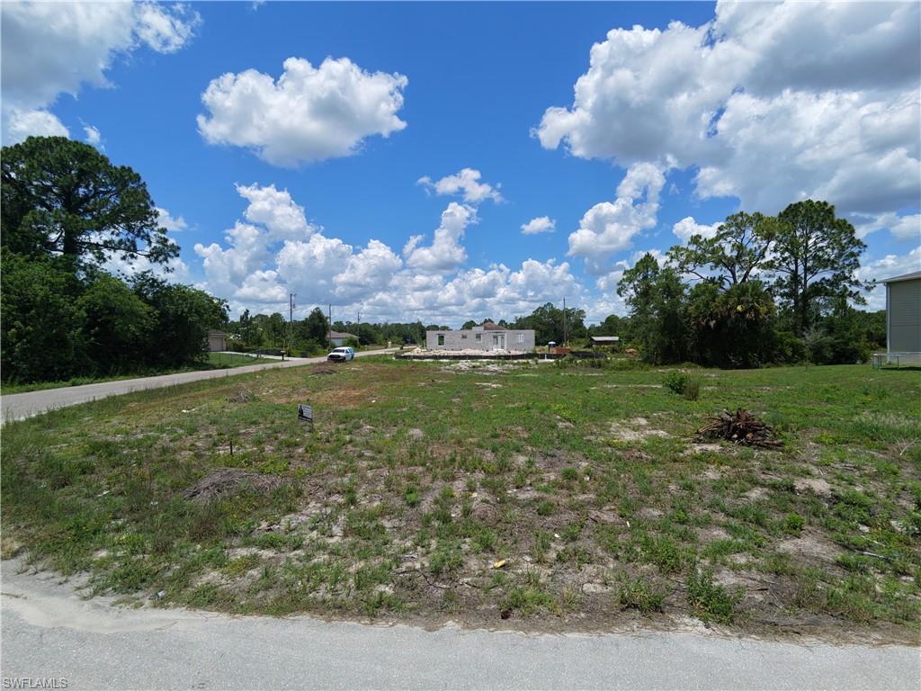 LEHIGH ACRES - Land