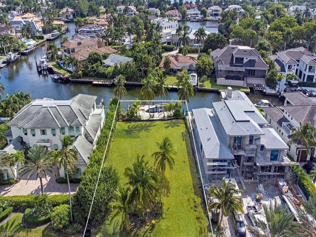 AQUALANE SHORES - Land