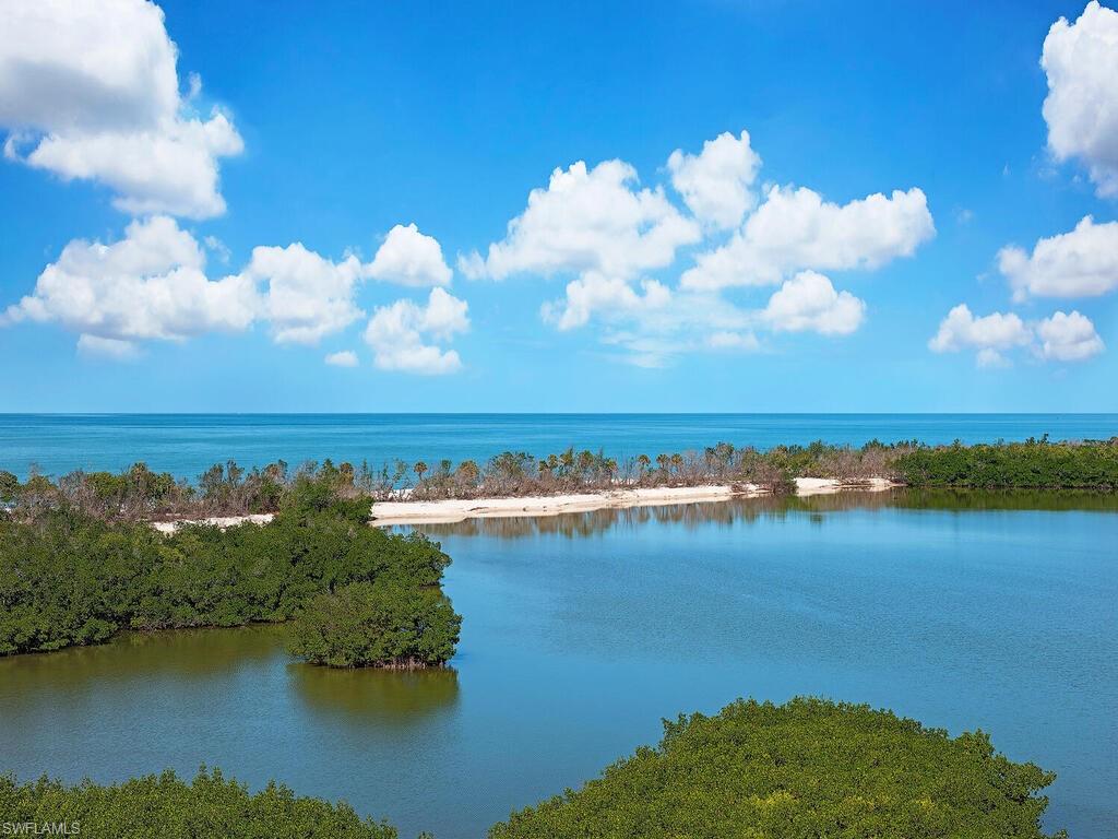 BAYPOINTE AT NAPLES CAY - Residential