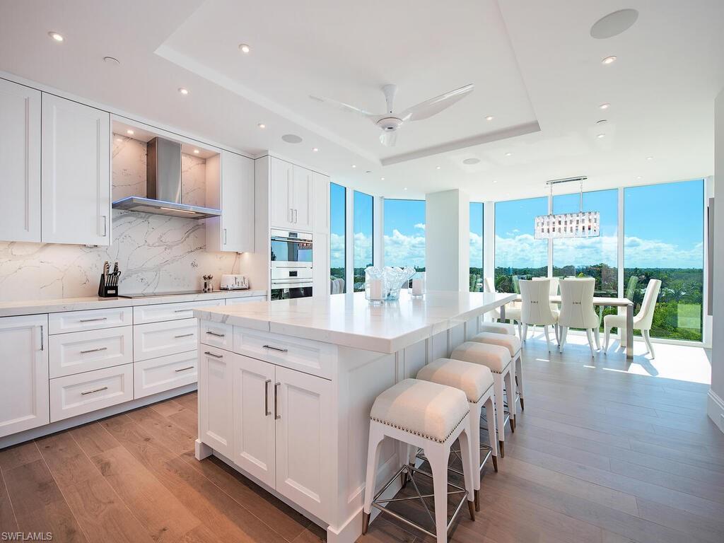 BAYPOINTE AT NAPLES CAY - Residential