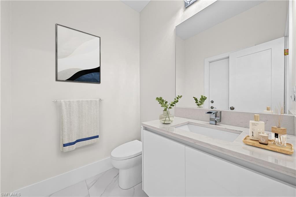 GOLDEN GATE ESTATES - Residential