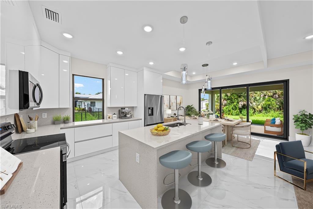 GOLDEN GATE ESTATES - Residential