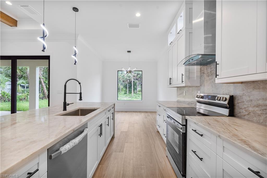 GOLDEN GATE ESTATES - Residential