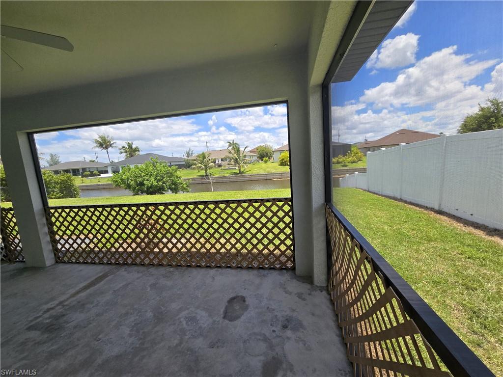 CAPE CORAL - Residential