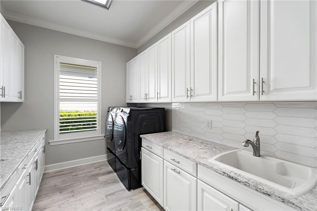 OYSTER HARBOR - Residential
