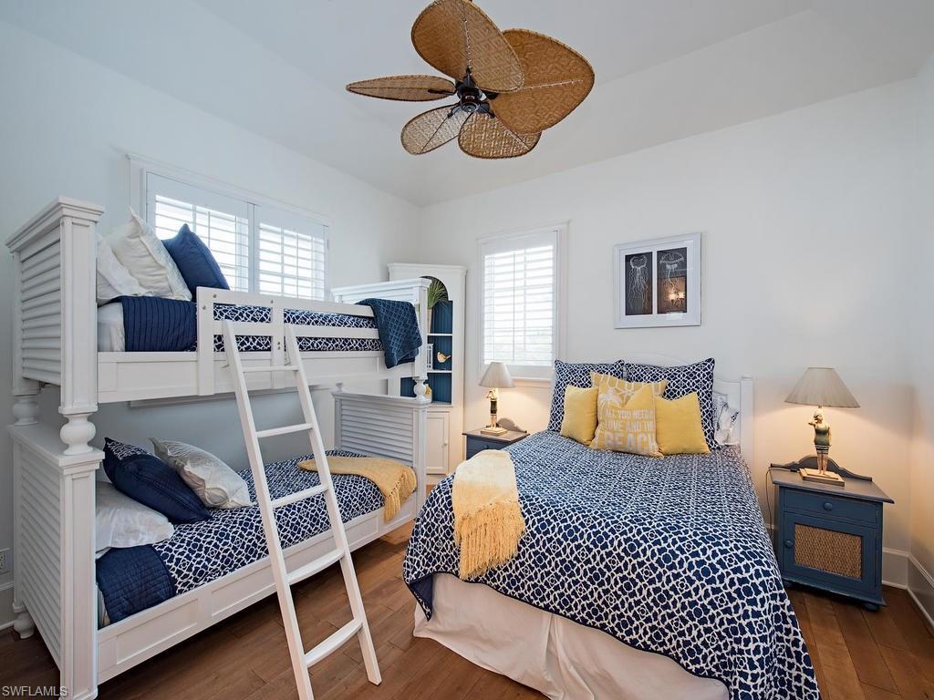 HIDEAWAY BEACH - Residential