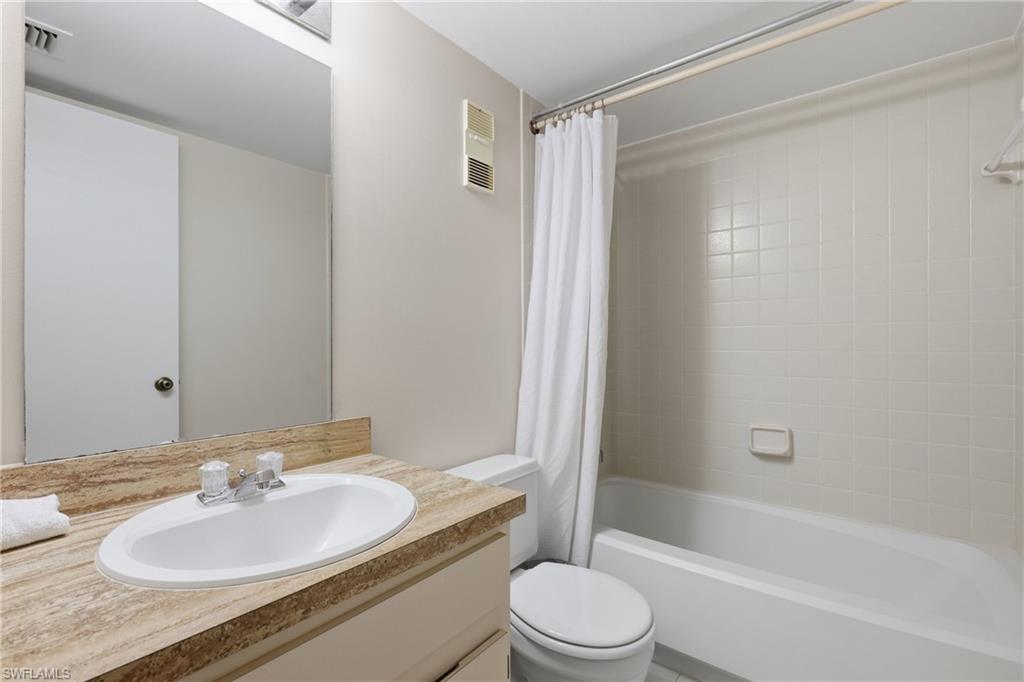 TROPIC SCHOONER APTS - Residential