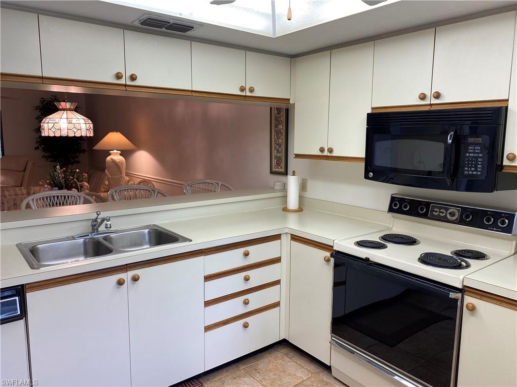 FAIRWAY WOODS VILLAGE - Residential