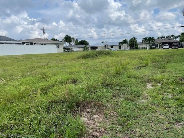 CAPE CORAL - Land