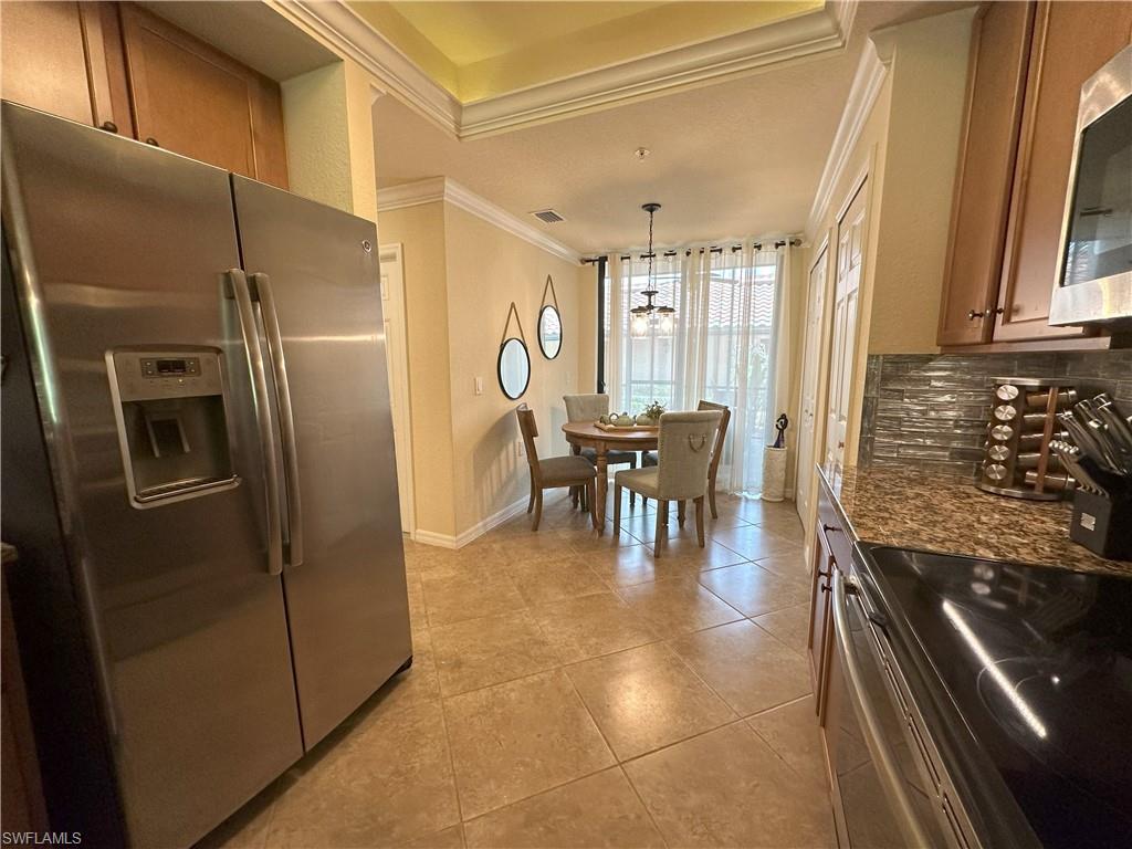 BONITA NATIONAL GOLF AND COUNTRY CLUB - Residential Lease