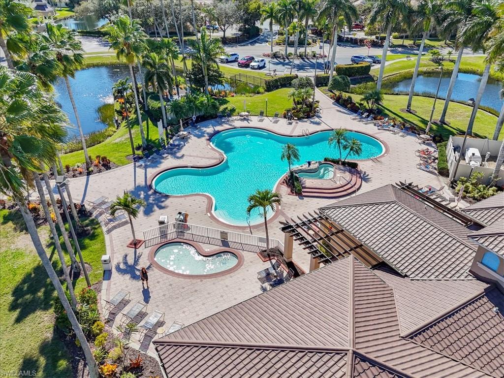 WILLOWBROOK - Residential