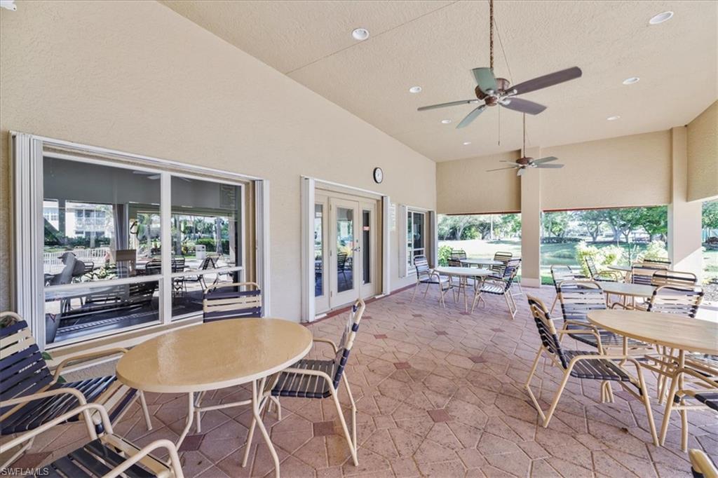 WILLOWBROOK - Residential