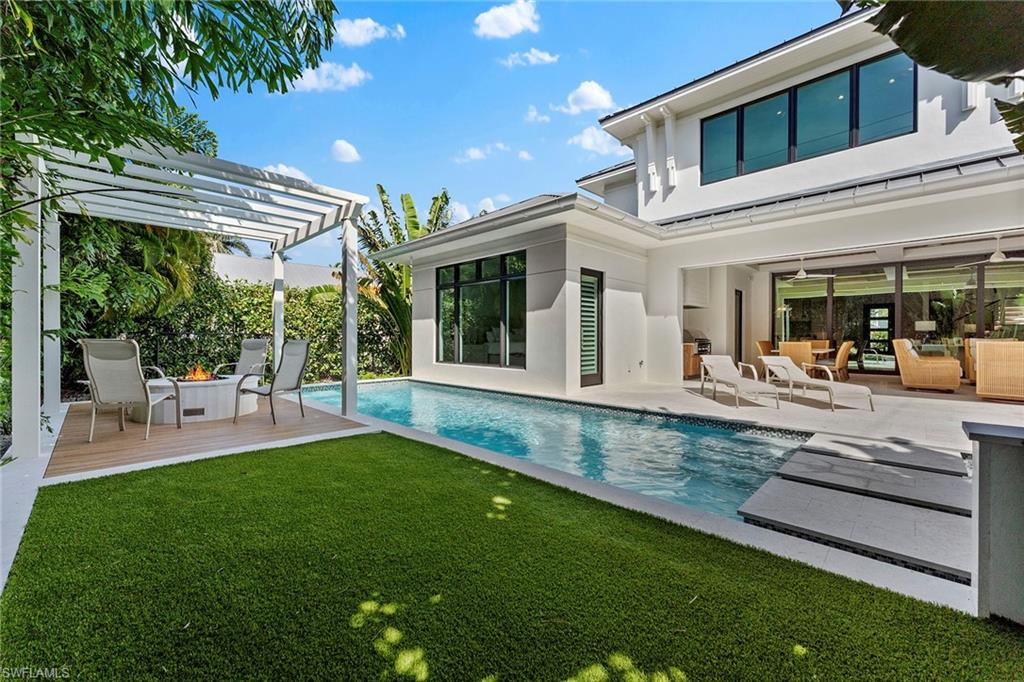 OLDE NAPLES - Residential