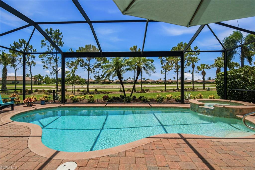 TWIN EAGLES - Residential