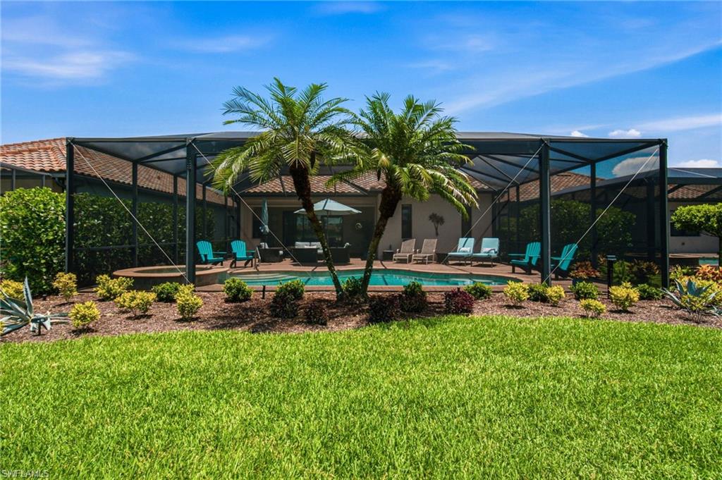 TWIN EAGLES - Residential