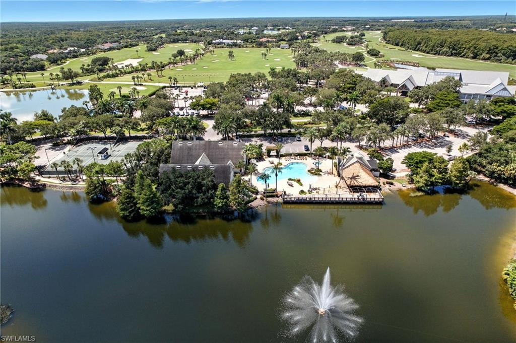 TWIN EAGLES - Residential