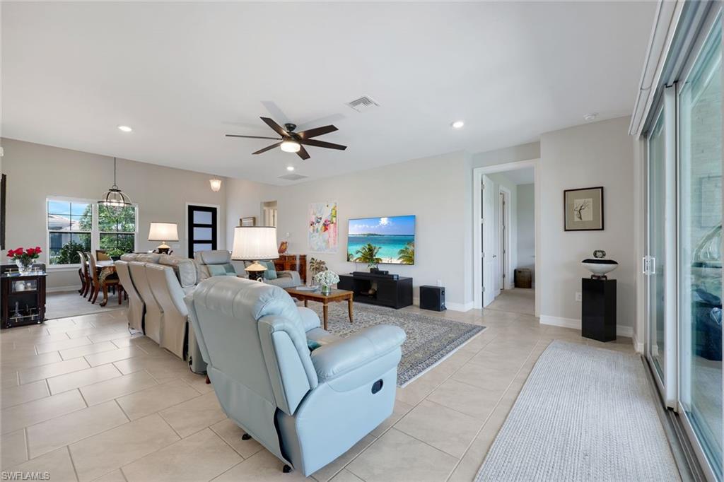 ROYAL PALM GOLF ESTATES - Residential